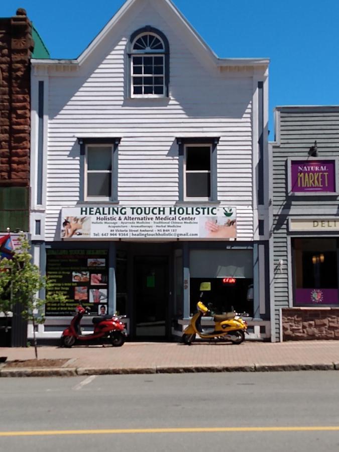Healing Touch Holistic Living Space Amherst Exterior photo